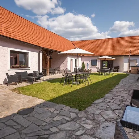 Apartamento Skornickuv Statek Chlum u Trebone