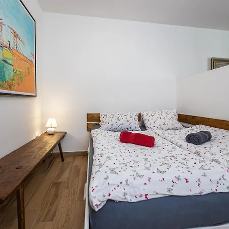 Skornickuv Statek Apartamento