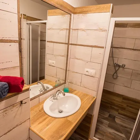 Skornickuv Statek Apartamento