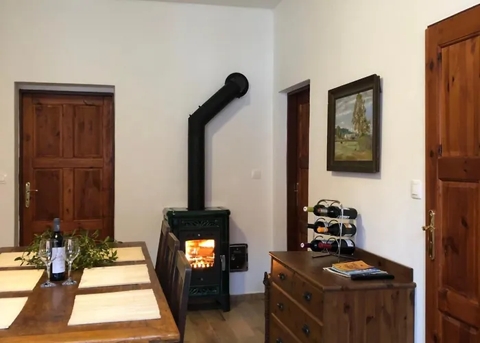 Skornickuv Statek Апартаменты Хлум-у-Тршебоне