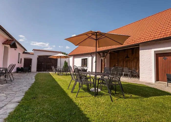 Skornickuv Statek * Хлум-у-Тршебоне