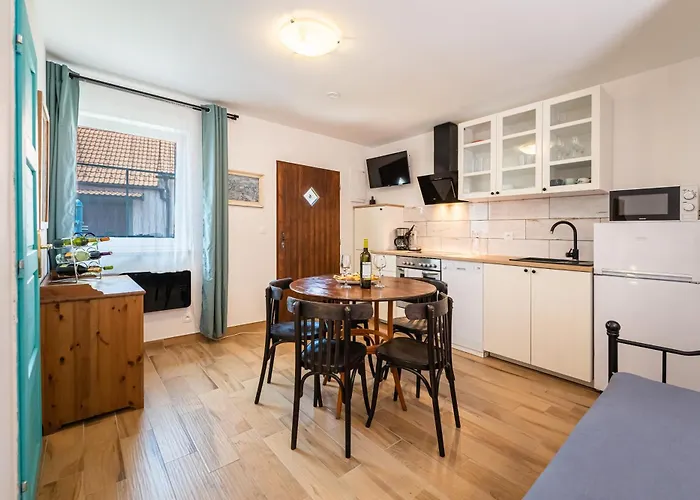 Skornickuv Statek Апартаменты