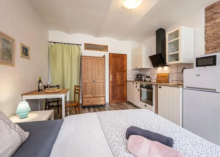 Skornickuv Statek Хлум-у-Тршебоне