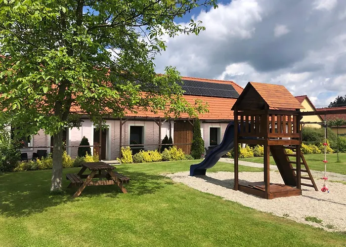 Skornickuv Statek Апартаменты